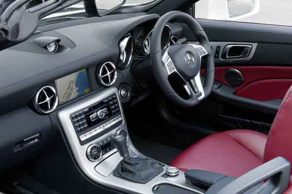Inside the Mercedes-Benz SLK 250 CDI