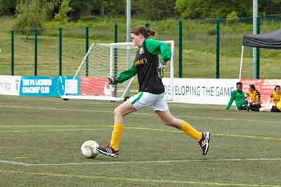 Jennifer in action Photo by James Arbuckle/Continental Tyres.
