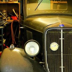 Few tips for beginners who want to rebuild an old-school car