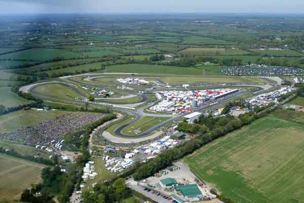 Win Win – Tickets to the 2013 Formula Vee Festival in Mondello