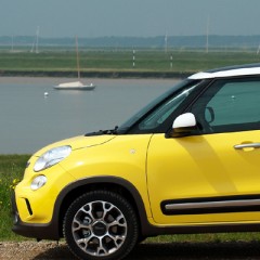 Fiat 500L Trekking Beats Edition