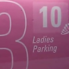 Does my bumper look big in this? – Pink car spaces