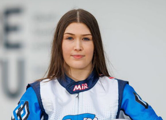 Róisín Sweeney Makes History with Formula Sheane Race Win